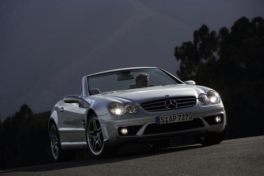  Mercedes-Benz SL65 AMG 2006 года  (фото 21 из 28)